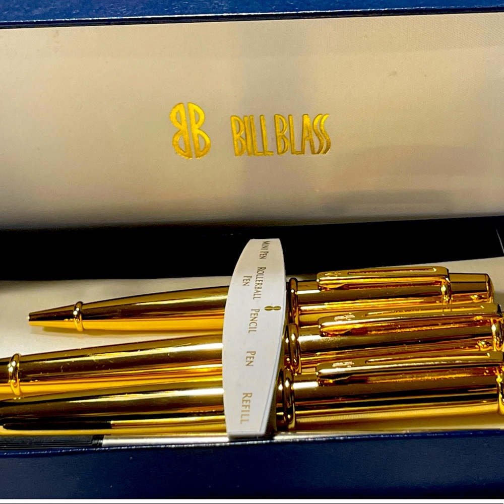 Bill Blass Pen set gold finish
